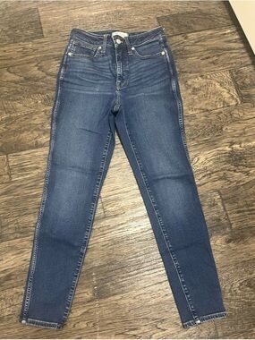 Madewell High-Rise Skinny Jeans in Indigo Blue